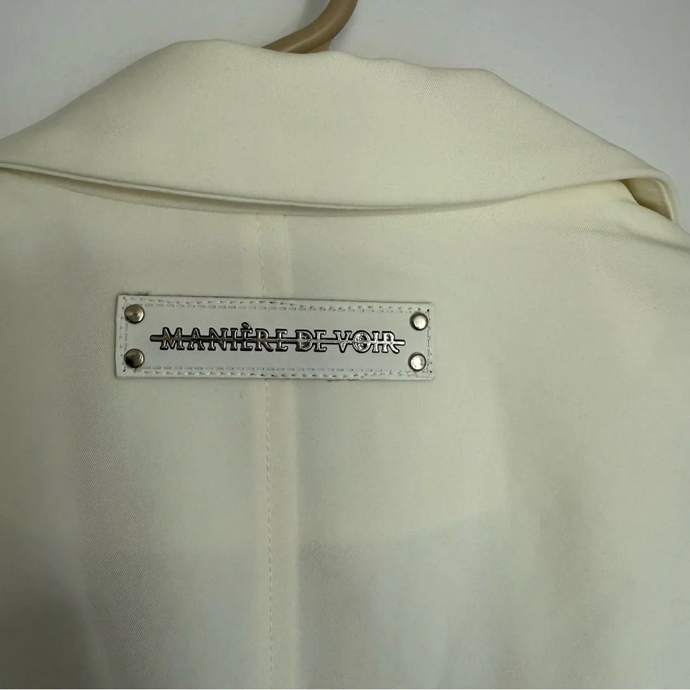 Maniere De Voir Cream Zip-Front Trench Coat